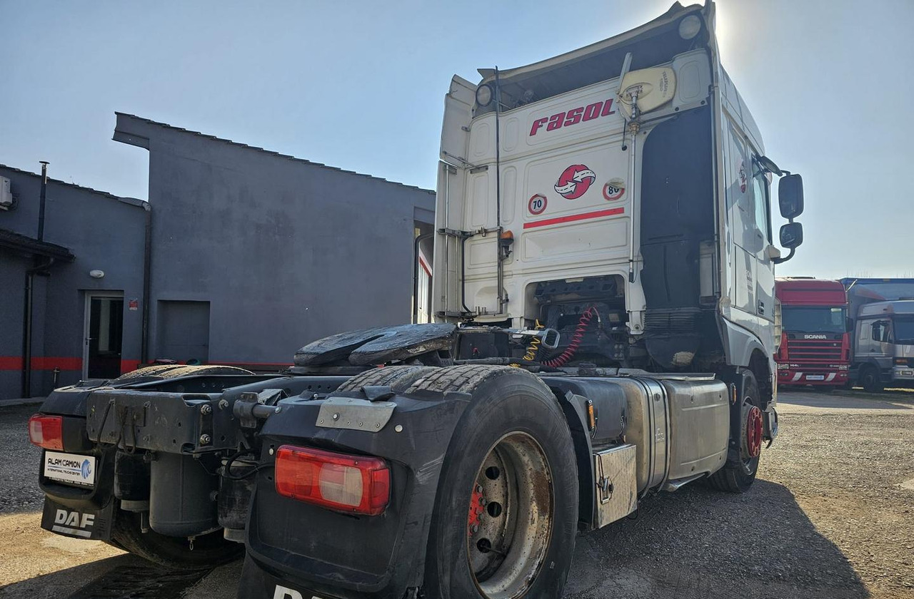 DAF XF-460 EURO 6 impianto idraulico - Cabeza tractora: foto 5 DAF XF-460 EURO 6 impianto idraulico - Cabeza tractora: foto 5
