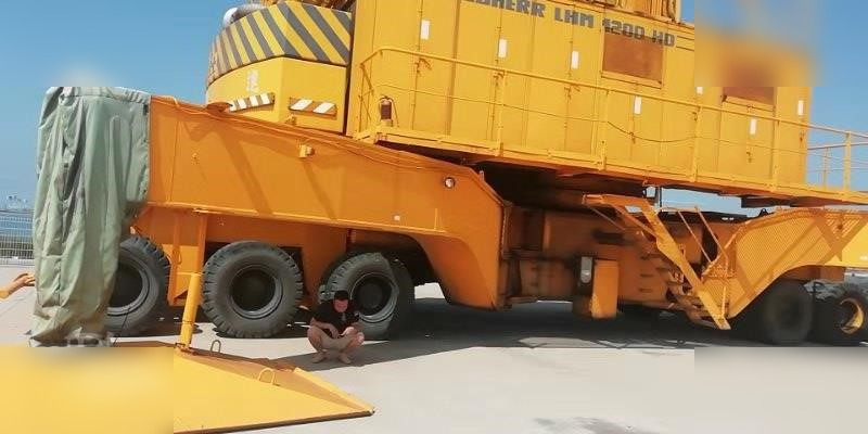 1994 LIEBHERR LHM1200HD - Grúa automontante: foto 1 1994 LIEBHERR LHM1200HD - Grúa automontante: foto 1