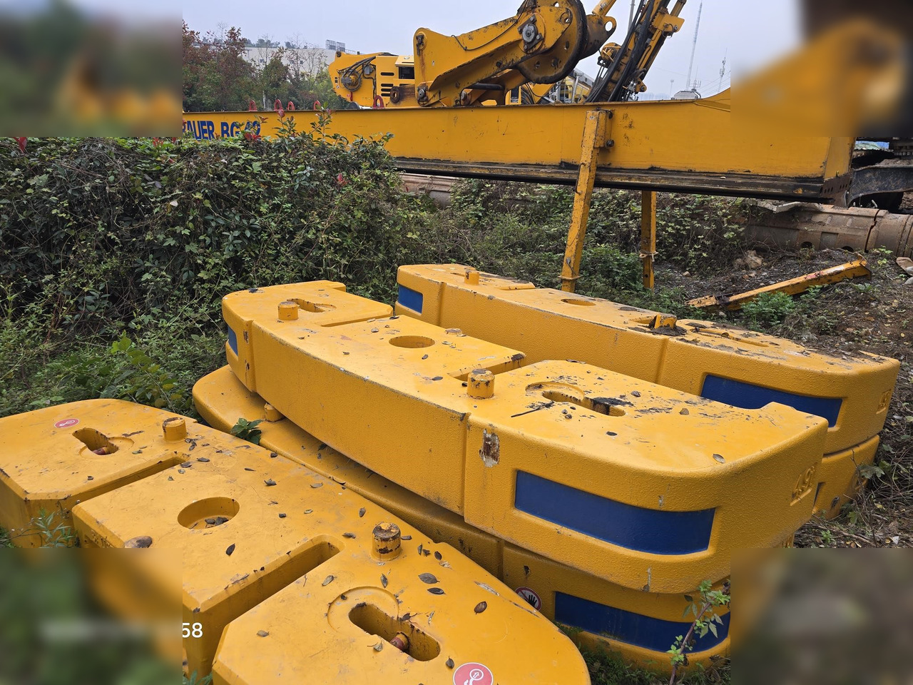 2021 BAUER BG42 - Perforadora: foto 4 2021 BAUER BG42 - Perforadora: foto 4