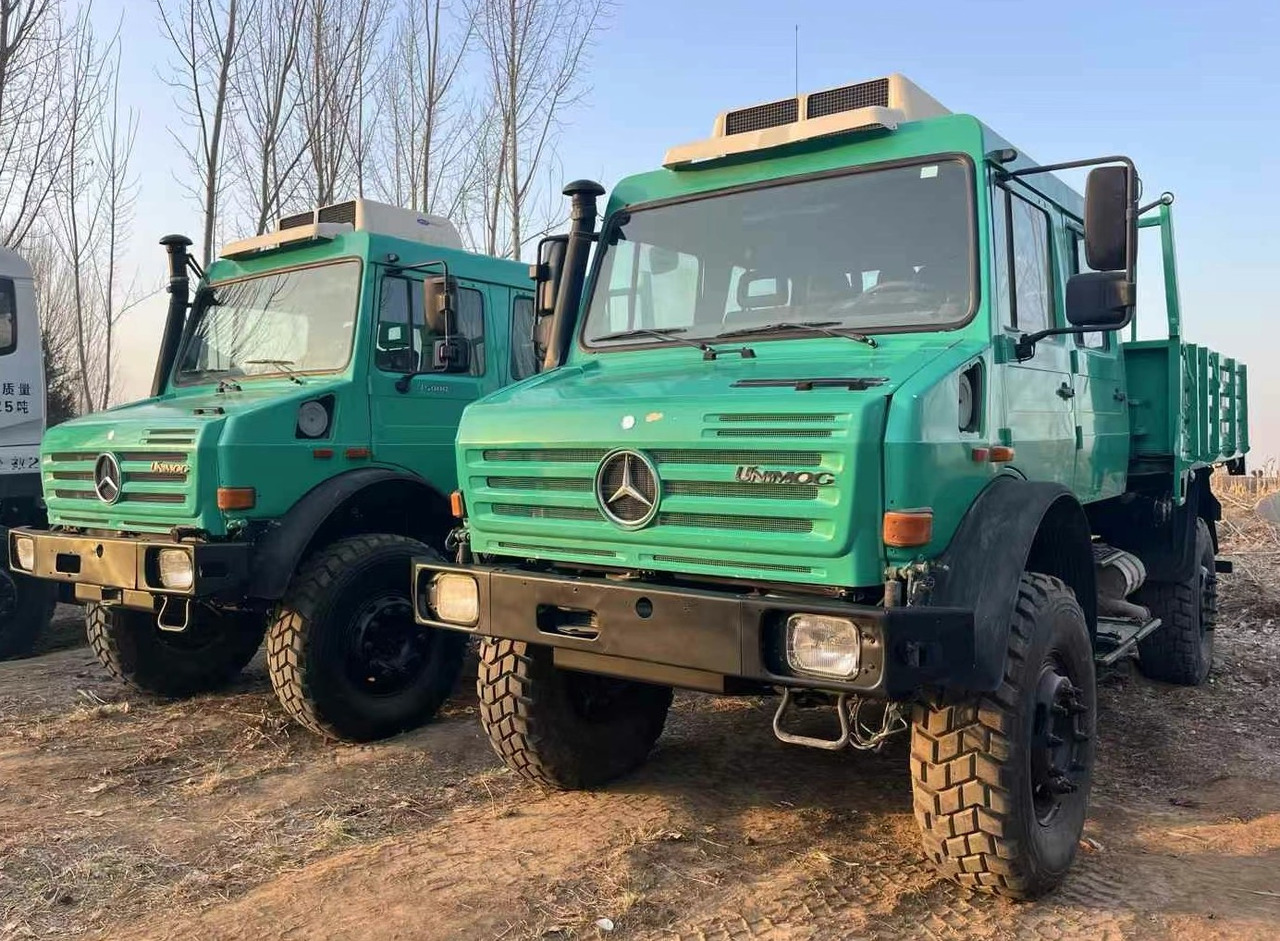 MERCEDES-BENZ UNIMOG U5000 - Camión: foto 1 MERCEDES-BENZ UNIMOG U5000 - Camión: foto 1