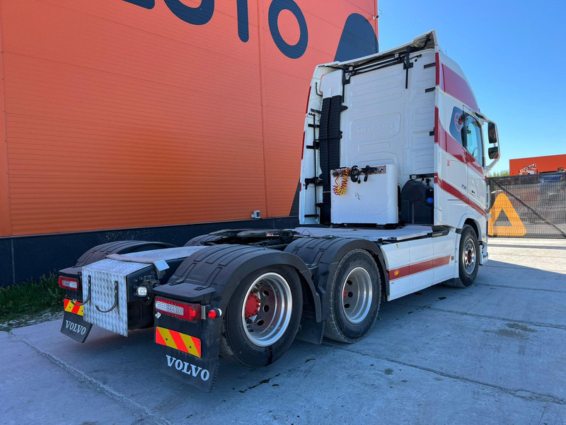 Volvo FH 16 750 6x2 RETARDER / HYDRAULICS / DOUBLE BOGIE / FULL AIR / ADR / GLOBE XL - Cabeza tractora: foto 5 Volvo FH 16 750 6x2 RETARDER / HYDRAULICS / DOUBLE BOGIE / FULL AIR / ADR / GLOBE XL - Cabeza tractora: foto 5