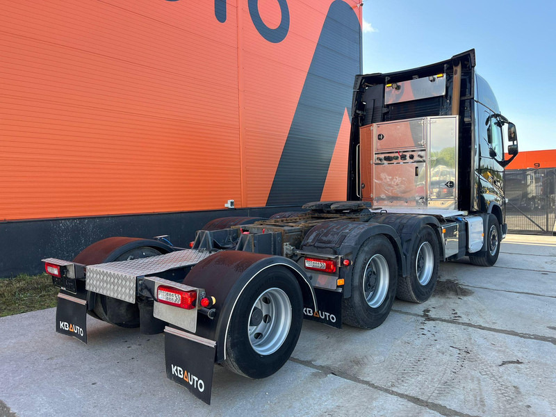 Volvo FH 16 750 8x4 GCW 90 ton / DOLLY / RETARDER - Cabeza tractora: foto 5 Volvo FH 16 750 8x4 GCW 90 ton / DOLLY / RETARDER - Cabeza tractora: foto 5