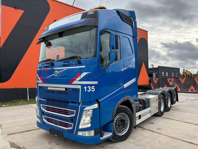Volvo FH 500 8x4*4 GCW 70 ton / PTO - Cabeza tractora: foto 2 Volvo FH 500 8x4*4 GCW 70 ton / PTO - Cabeza tractora: foto 2
