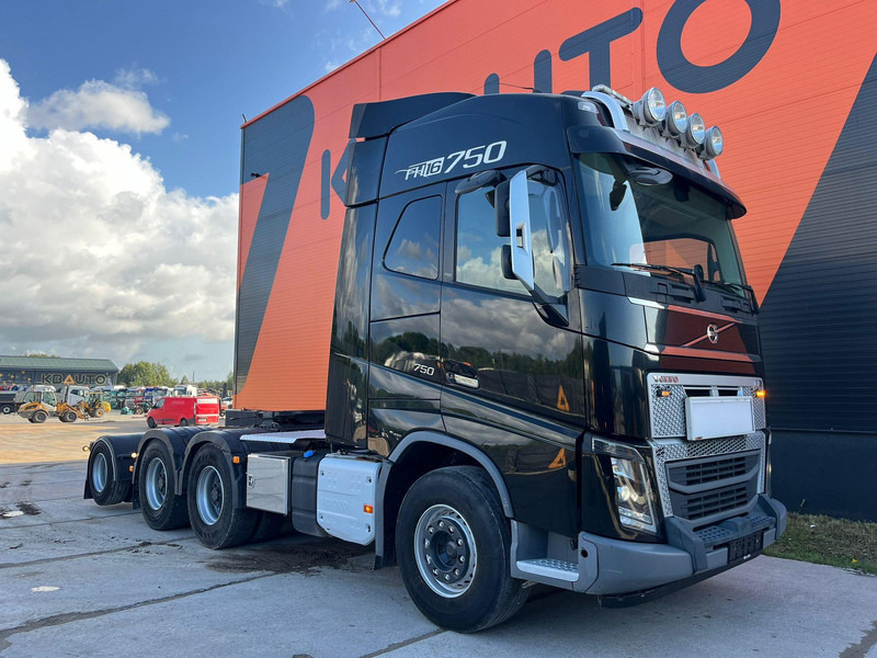 Volvo FH 750 6x4 / DOLLY / RETARDER - Cabeza tractora: foto 3 Volvo FH 750 6x4 / DOLLY / RETARDER - Cabeza tractora: foto 3
