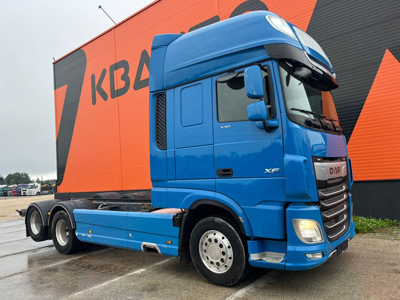 DAF XF 530 6x2 PTO / CHASSIS L=6074 mm - Camión chasis: foto 3 DAF XF 530 6x2 PTO / CHASSIS L=6074 mm - Camión chasis: foto 3