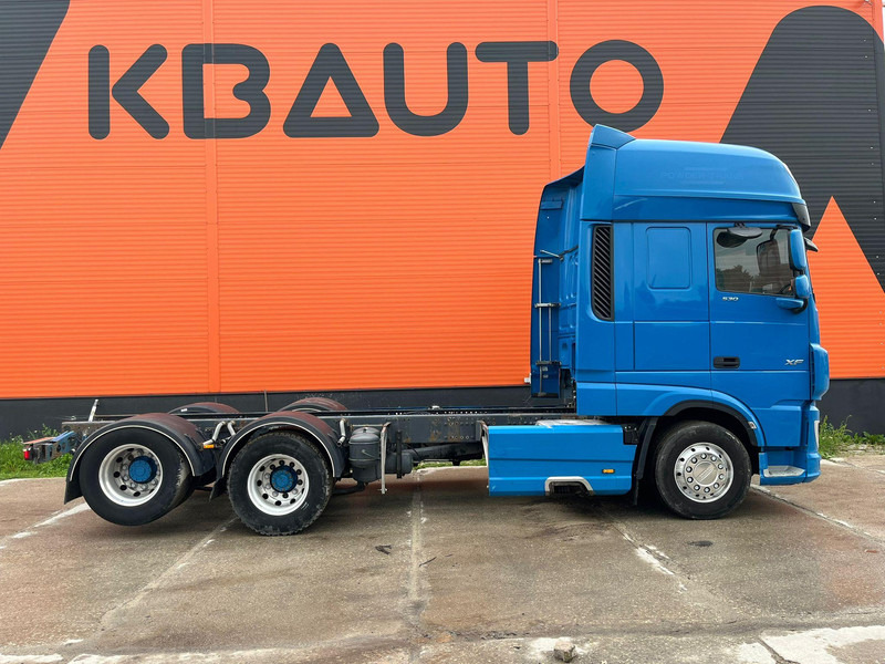 DAF XF 530 CHASSI L=5750 - Camión chasis: foto 3 DAF XF 530 CHASSI L=5750 - Camión chasis: foto 3