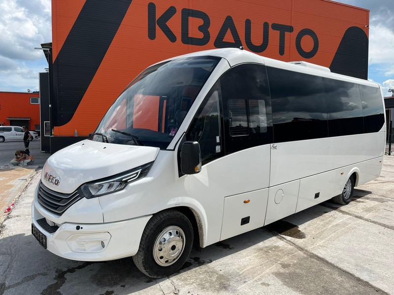 Iveco First Rosero 70C21 / 30 seats / AC - Minibús, Furgoneta de pasajeros: foto 3 Iveco First Rosero 70C21 / 30 seats / AC - Minibús, Furgoneta de pasajeros: foto 3
