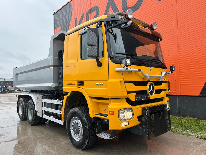 Mercedes-Benz Actros 1844 4x4+2 BOX L=4773 mm - Camión volquete: foto 4 Mercedes-Benz Actros 1844 4x4+2 BOX L=4773 mm - Camión volquete: foto 4