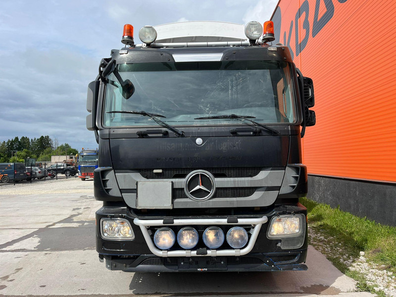 Mercedes-Benz Actros 2536 6x2*4 FOR SALE AS CHASSIS - Camión chasis: foto 2 Mercedes-Benz Actros 2536 6x2*4 FOR SALE AS CHASSIS - Camión chasis: foto 2