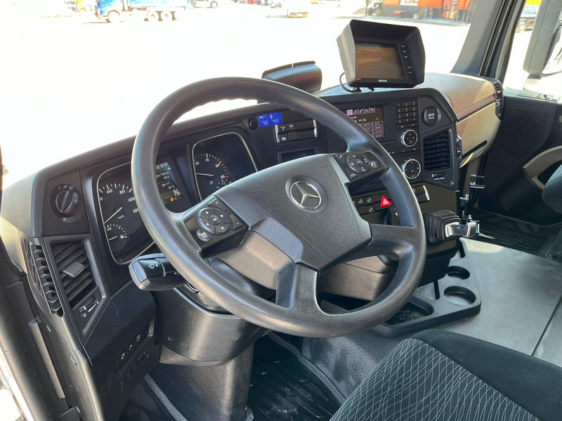 Leasing de Mercedes-Benz Actros 2545 6x2 BOX L=7526 mm Mercedes-Benz Actros 2545 6x2 BOX L=7526 mm: foto 15