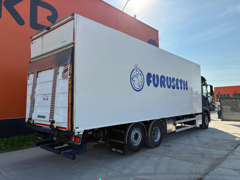 Mercedes-Benz Actros 2548 6x2*4 THERMOKING T-1200R / BOX L=9013 mm - Camión frigorífico: foto 5 Mercedes-Benz Actros 2548 6x2*4 THERMOKING T-1200R / BOX L=9013 mm - Camión frigorífico: foto 5