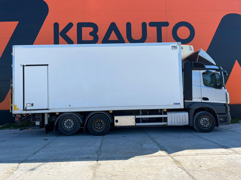 Mercedes-Benz Actros 2551 6x2 LUMIKKO L7 / BOX L=7609 mm - Camión frigorífico: foto 5 Mercedes-Benz Actros 2551 6x2 LUMIKKO L7 / BOX L=7609 mm - Camión frigorífico: foto 5