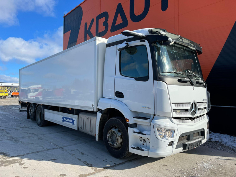 Mercedes-Benz Actros 2735 6x2*4 BOX L=8476 mm - Camión caja cerrada: foto 4 Mercedes-Benz Actros 2735 6x2*4 BOX L=8476 mm - Camión caja cerrada: foto 4