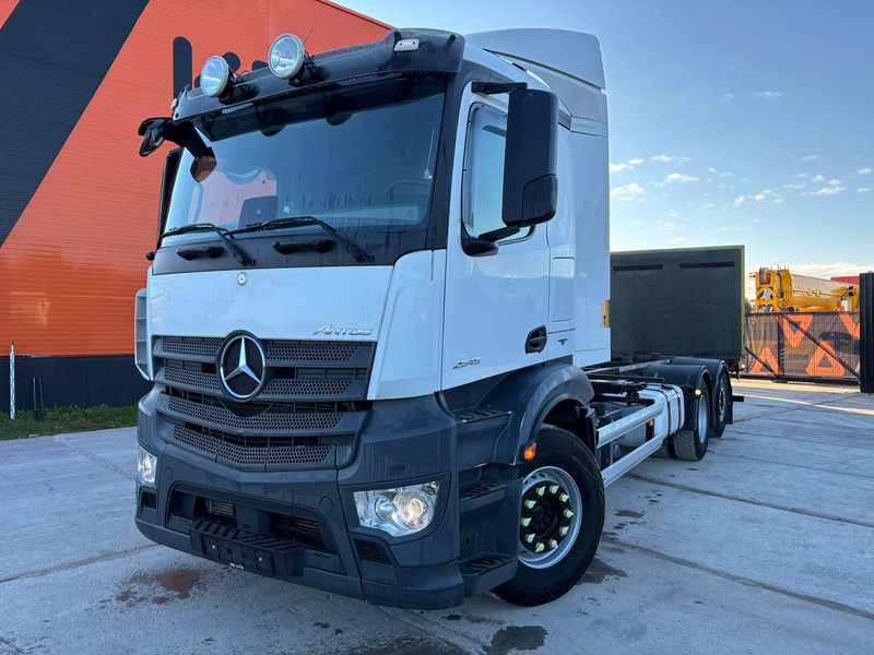 Mercedes-Benz Antos 2545 6x2 RETARDER / CHASSIS L=7812 mm - Camión chasis: foto 2 Mercedes-Benz Antos 2545 6x2 RETARDER / CHASSIS L=7812 mm - Camión chasis: foto 2