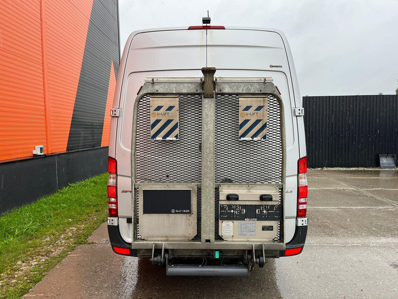 Leasing de Mercedes-Benz Sprinter 516 CDI 19 + 1 SEATS / WHEELCHAIR LIFT Mercedes-Benz Sprinter 516 CDI 19 + 1 SEATS / WHEELCHAIR LIFT: foto 6 Leasing de Mercedes-Benz Sprinter 516 CDI 19 + 1 SEATS / WHEELCHAIR LIFT Mercedes-Benz Sprinter 516 CDI 19 + 1 SEATS / WHEELCHAIR LIFT: foto 6
