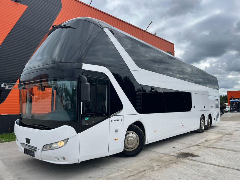 Neoplan SKYLINER L 6x2*4 77 SEATS / AC / AUXILIARY HEATING / WC - Autobús de dos pisos: foto 3 Neoplan SKYLINER L 6x2*4 77 SEATS / AC / AUXILIARY HEATING / WC - Autobús de dos pisos: foto 3