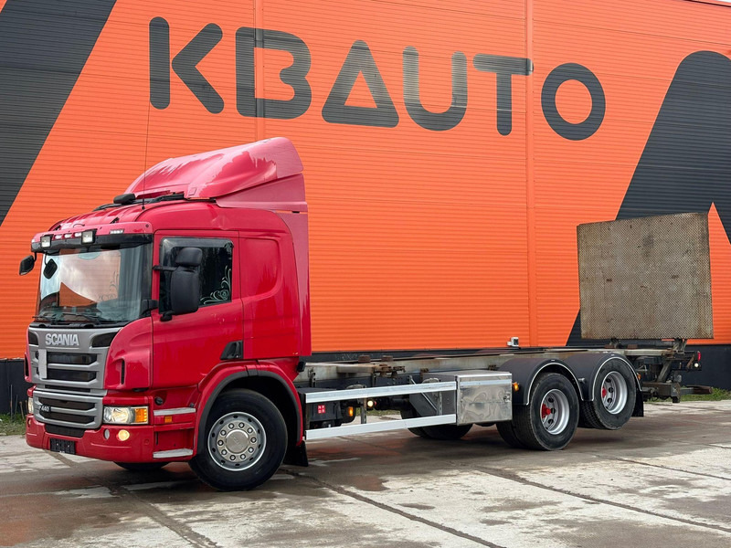 Scania P 440 6x2 FOR SALE AS CHASSIS / RETARDER / CHASSIS L=7741 mm - Camión chasis: foto 1 Scania P 440 6x2 FOR SALE AS CHASSIS / RETARDER / CHASSIS L=7741 mm - Camión chasis: foto 1