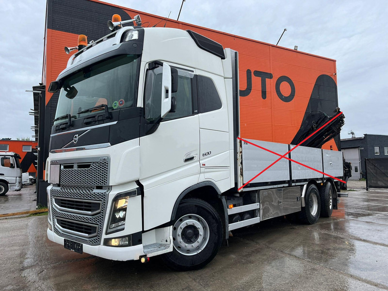 Volvo FH 16 600 6x2*4 FOR SALE AS CHASSIS / CHASSIS L=6300 mm - Camión chasis: foto 2 Volvo FH 16 600 6x2*4 FOR SALE AS CHASSIS / CHASSIS L=6300 mm - Camión chasis: foto 2