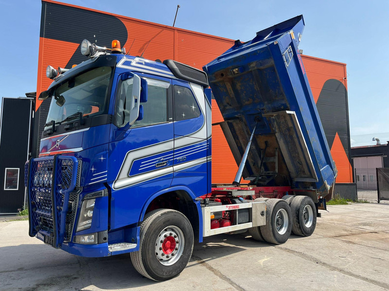 Volvo FH 16 750 6x4 RETARDER / TANDEM AXLE LIFT / BIG AXLES / BOX L=4732 mm - Camión volquete: foto 2 Volvo FH 16 750 6x4 RETARDER / TANDEM AXLE LIFT / BIG AXLES / BOX L=4732 mm - Camión volquete: foto 2