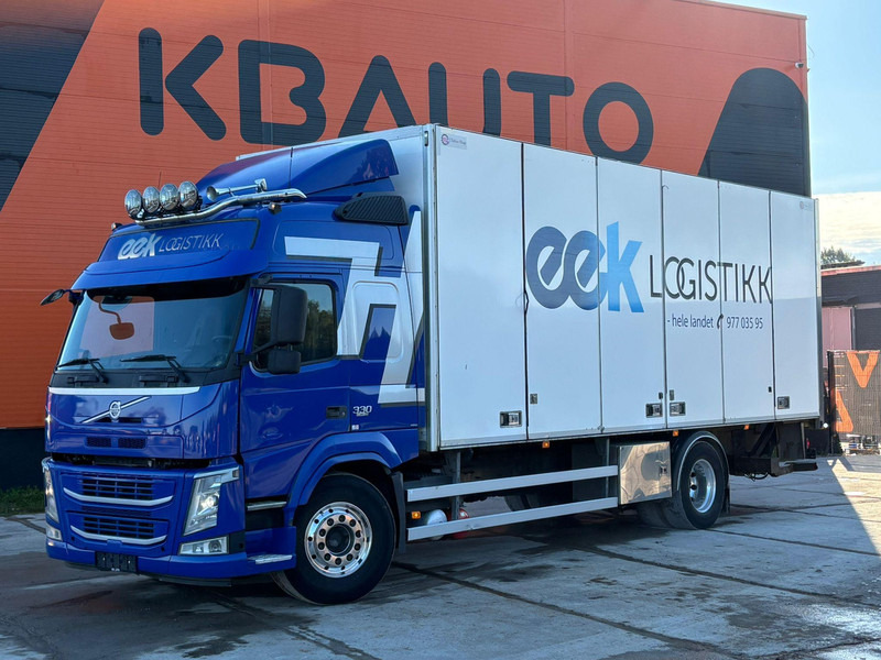 Volvo FM 330 4x2 BOX L=7608 mm - Camión caja cerrada: foto 1 Volvo FM 330 4x2 BOX L=7608 mm - Camión caja cerrada: foto 1