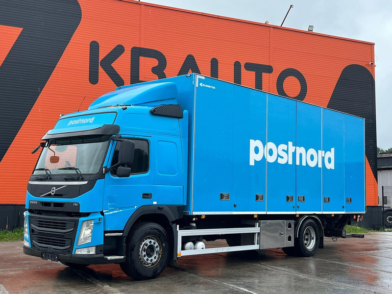 Volvo FM 330 4x2 BOX L=7694 mm - Camión caja cerrada: foto 1 Volvo FM 330 4x2 BOX L=7694 mm - Camión caja cerrada: foto 1