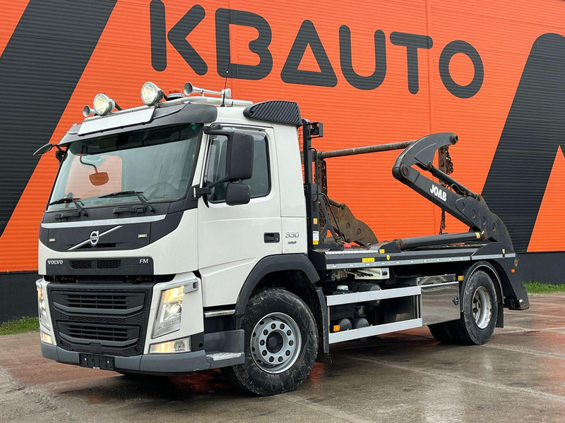 Volvo FM 330 4x2 JOAB VL 14 U - Camión portacontenedor de cadenas: foto 1 Volvo FM 330 4x2 JOAB VL 14 U - Camión portacontenedor de cadenas: foto 1