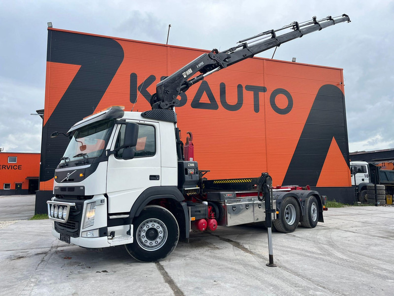 Volvo FM 330 6x2*4 HIAB 192E-5 / HIAB XR 18 ton / L=5100 mm - Camión multibasculante, Camión grúa: foto 1 Volvo FM 330 6x2*4 HIAB 192E-5 / HIAB XR 18 ton / L=5100 mm - Camión multibasculante, Camión grúa: foto 1