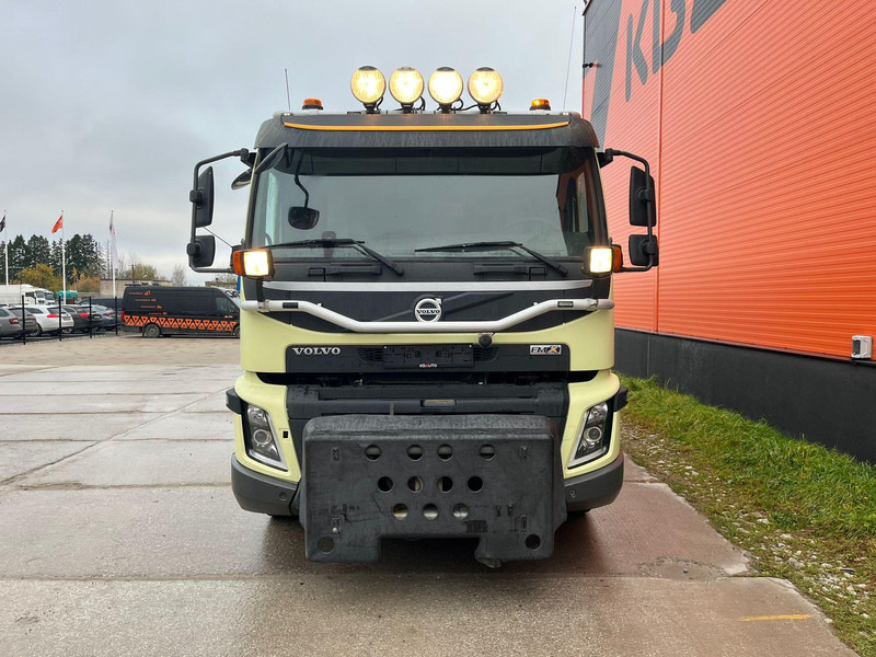 Volvo FMX 500 8x4*4 UNDERBODY SCRAPER / SNOWPLOW EQUIPMENT / BOX L=6203 mm - Camión volquete: foto 3 Volvo FMX 500 8x4*4 UNDERBODY SCRAPER / SNOWPLOW EQUIPMENT / BOX L=6203 mm - Camión volquete: foto 3