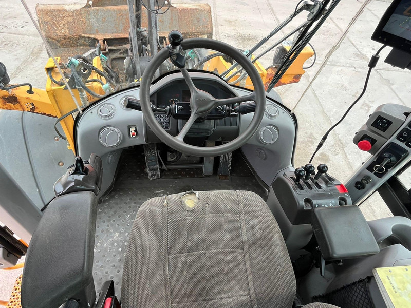 Cargadora de ruedas Volvo L 90 F 4x4 CENTRAL LUBRICATION / AC: foto 20