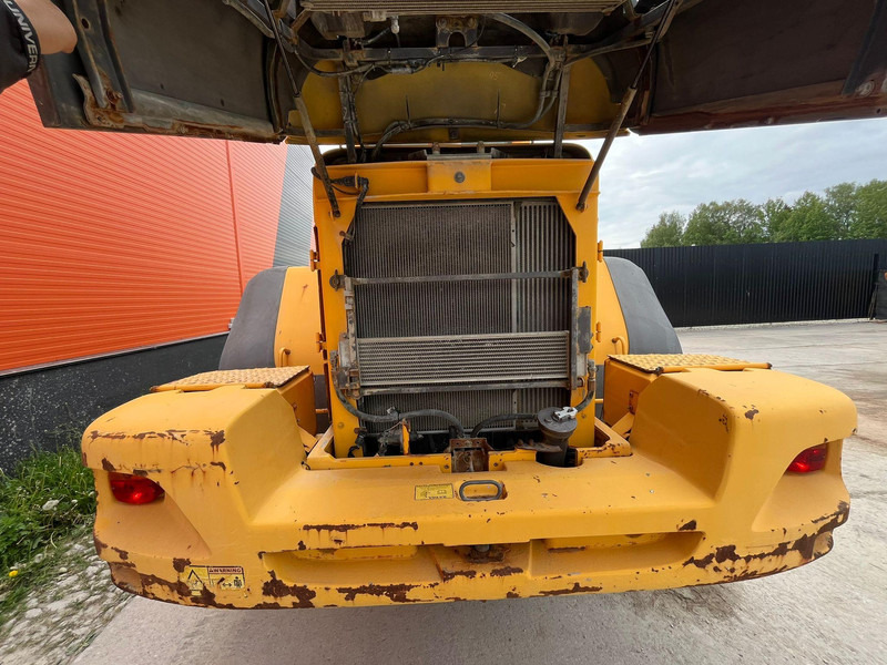 Cargadora de ruedas Volvo L 90 F 4x4 CENTRAL LUBRICATION / AC: foto 17