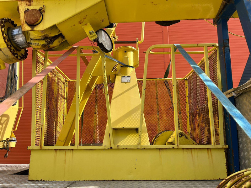 Autogrúa Volvo N 10 6x4 BJÖRNKRANAR C 1601 / 20 TON / BOOM 26,2 + JIB: foto 17