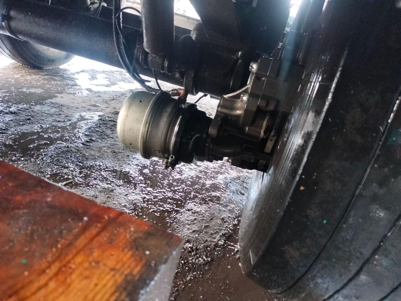 Semirremolque volquete Benalu C 34: foto 16 Semirremolque volquete Benalu C 34: foto 16