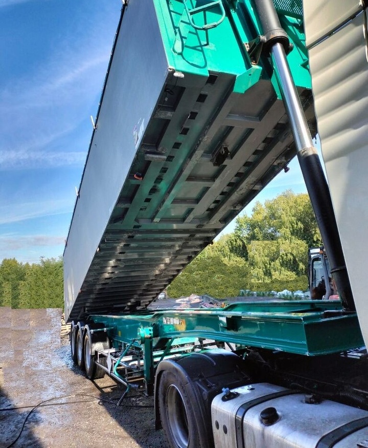 Semirremolque volquete Benalu C 34: foto 9 Semirremolque volquete Benalu C 34: foto 9