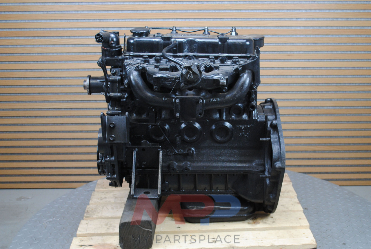 Isuzu Isuzu C240 - Motor: foto 2 Isuzu Isuzu C240 - Motor: foto 2