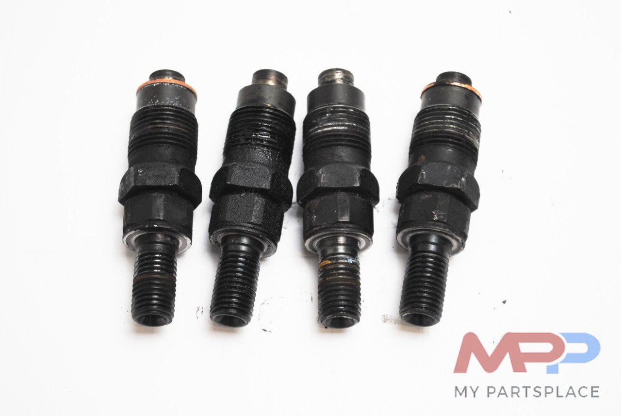 Perkins Brandstofinjector 131406490 - 104.22, 104-19, 104-22, 404C-22, 404C-22T, 404D-22, 404D-22T, 404F-22, 404F-22T - Motor: foto 1 Perkins Brandstofinjector 131406490 - 104.22, 104-19, 104-22, 404C-22, 404C-22T, 404D-22, 404D-22T, 404F-22, 404F-22T - Motor: foto 1