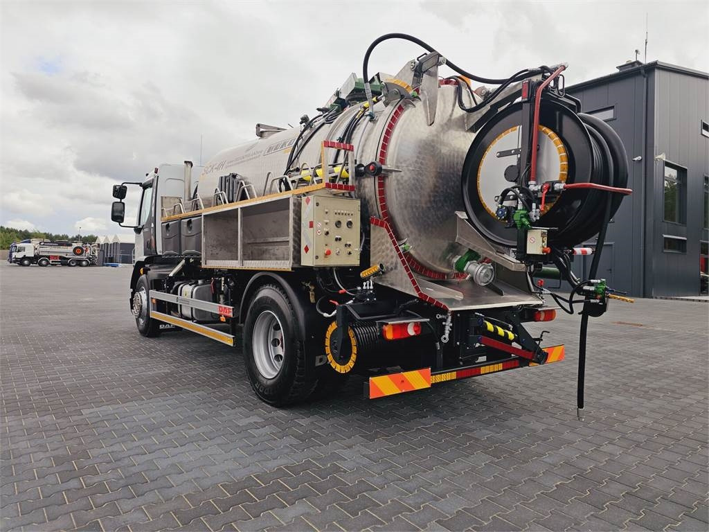 DAF WUKO SCK-4HW for collecting waste liquid separator - Limpieza de alcantarillado: foto 5 DAF WUKO SCK-4HW for collecting waste liquid separator - Limpieza de alcantarillado: foto 5