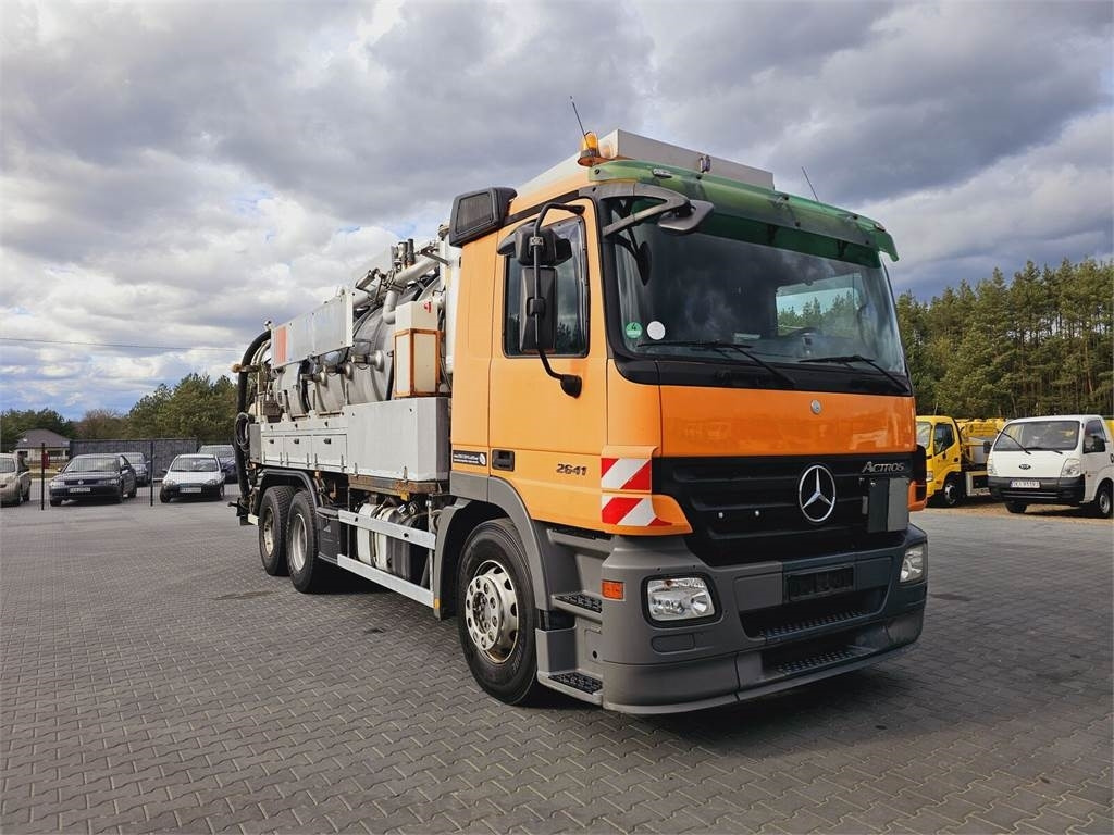 Mercedes-Benz WUKO KROLL COMBI FOR SEWER CLEANING - Limpieza de alcantarillado: foto 2 Mercedes-Benz WUKO KROLL COMBI FOR SEWER CLEANING - Limpieza de alcantarillado: foto 2
