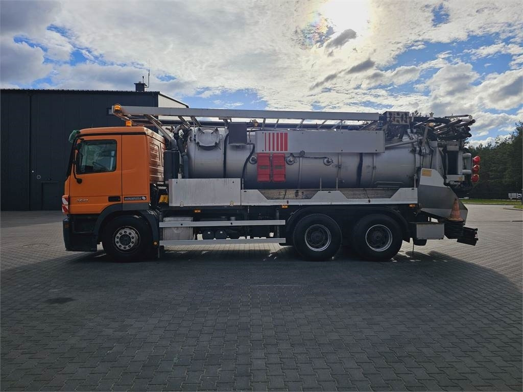 Mercedes-Benz WUKO KROLL COMBI FOR SEWER CLEANING - Limpieza de alcantarillado: foto 5 Mercedes-Benz WUKO KROLL COMBI FOR SEWER CLEANING - Limpieza de alcantarillado: foto 5