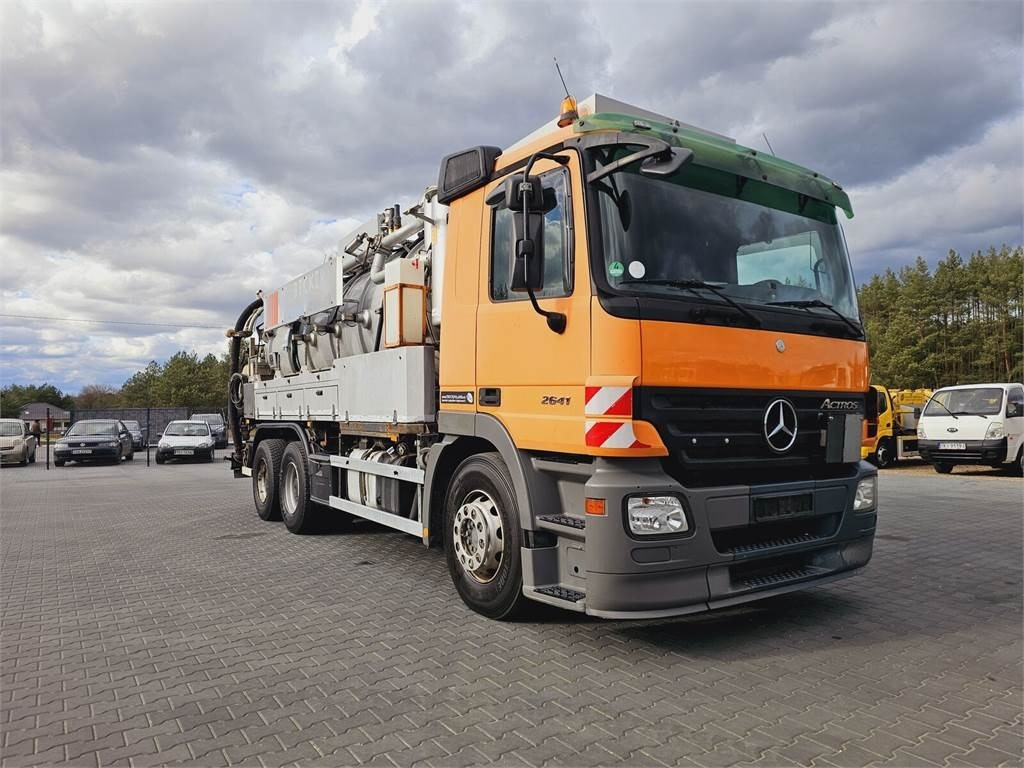 Mercedes-Benz WUKO KROLL COMBI FOR SEWER CLEANING - Limpieza de alcantarillado: foto 3 Mercedes-Benz WUKO KROLL COMBI FOR SEWER CLEANING - Limpieza de alcantarillado: foto 3