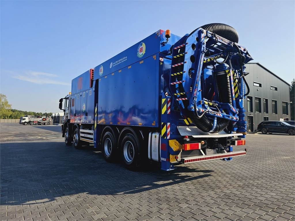 Iveco MTS 4 x TURBINE MTS 4 x TURBINE Saugbagger vacuum - Vehículo municipal: foto 5 Iveco MTS 4 x TURBINE MTS 4 x TURBINE Saugbagger vacuum - Vehículo municipal: foto 5