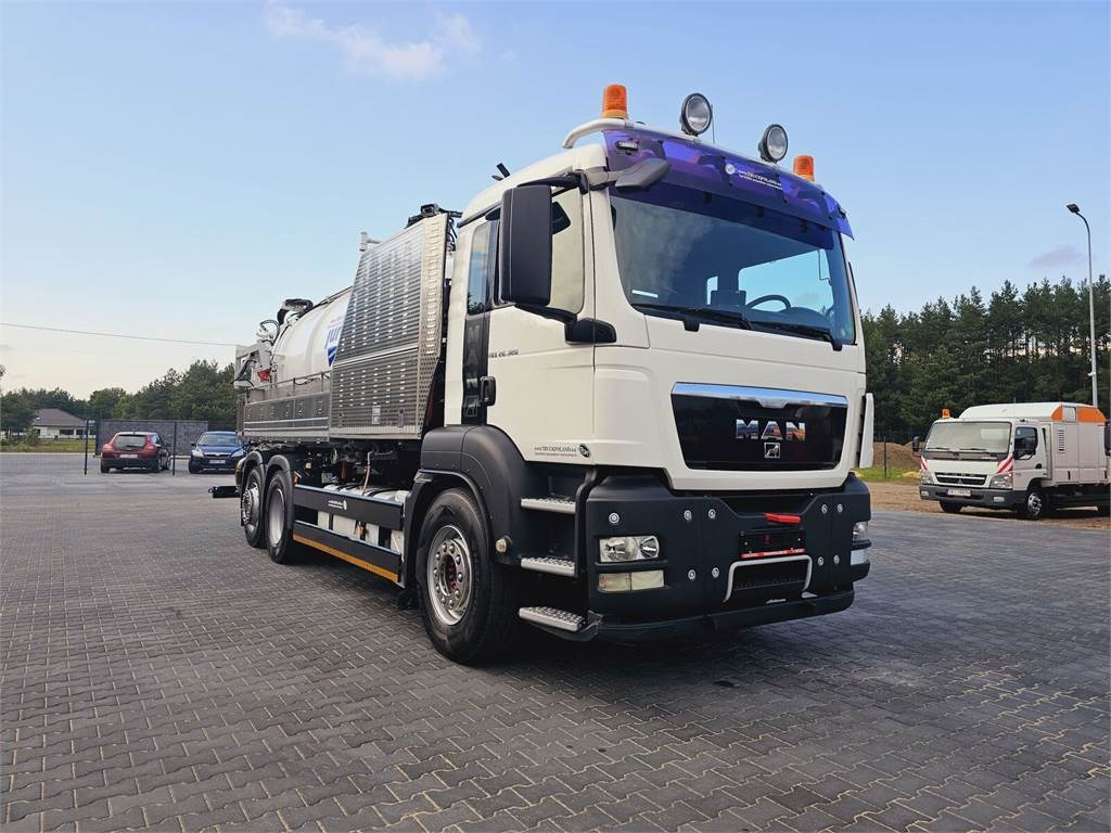 MAN JUROP VJC9 / 5 2010 WUKO for collecting liquid was - Vehículo municipal: foto 2 MAN JUROP VJC9 / 5 2010 WUKO for collecting liquid was - Vehículo municipal: foto 2