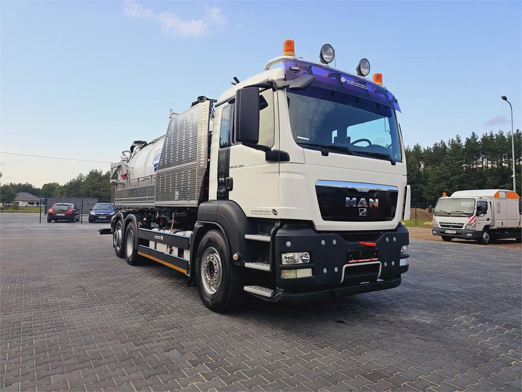 MAN JUROP VJC9 / 5 2010 WUKO for collecting liquid was - Vehículo municipal: foto 2 MAN JUROP VJC9 / 5 2010 WUKO for collecting liquid was - Vehículo municipal: foto 2