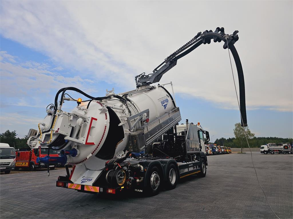 MAN JUROP VJC9 / 5 2010 WUKO for collecting liquid was - Vehículo municipal: foto 1 MAN JUROP VJC9 / 5 2010 WUKO for collecting liquid was - Vehículo municipal: foto 1