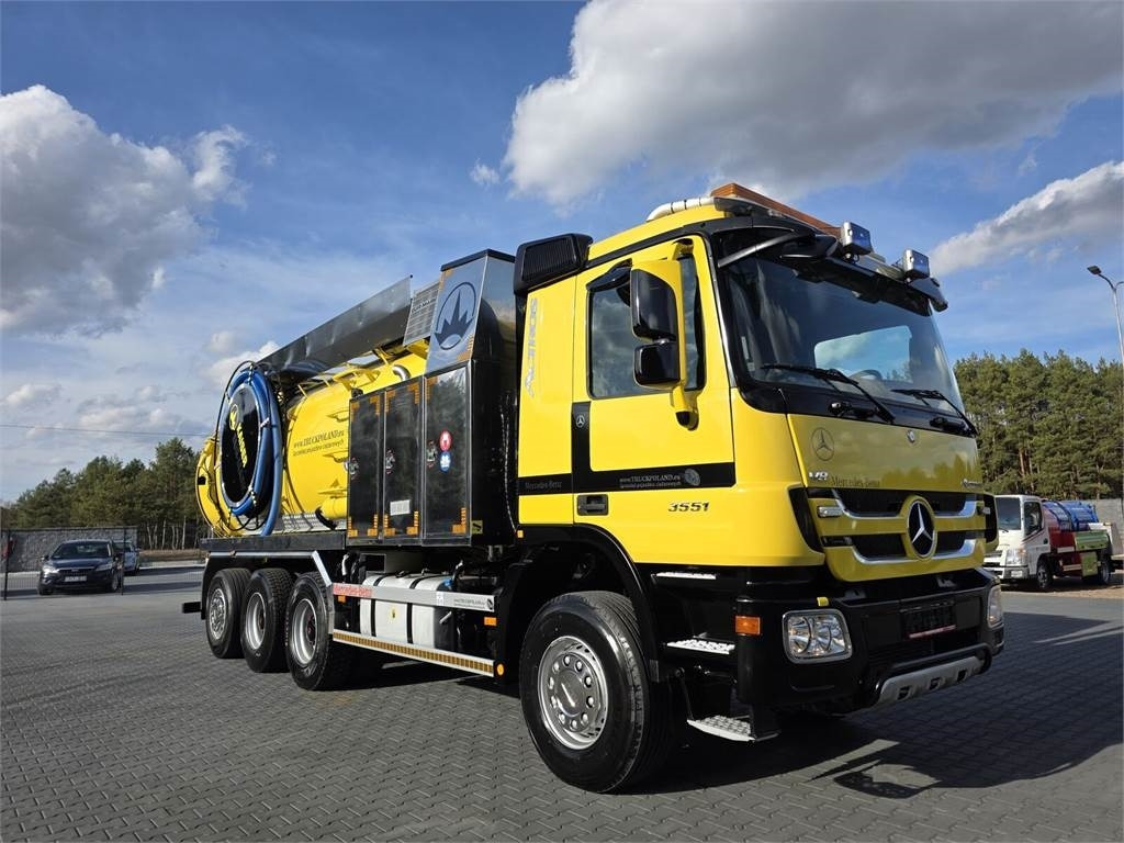 Mercedes-Benz WUKO KAISER EUR-MARK PKL 10.10 FOR CLEANING SEWAGE - Vehículo municipal: foto 2 Mercedes-Benz WUKO KAISER EUR-MARK PKL 10.10 FOR CLEANING SEWAGE - Vehículo municipal: foto 2