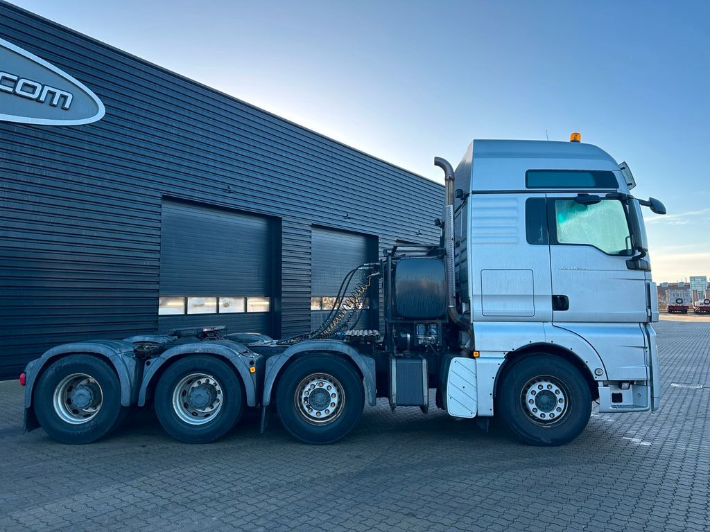 MAN TGX 41.540 8x4 - Cabeza tractora: foto 2 MAN TGX 41.540 8x4 - Cabeza tractora: foto 2