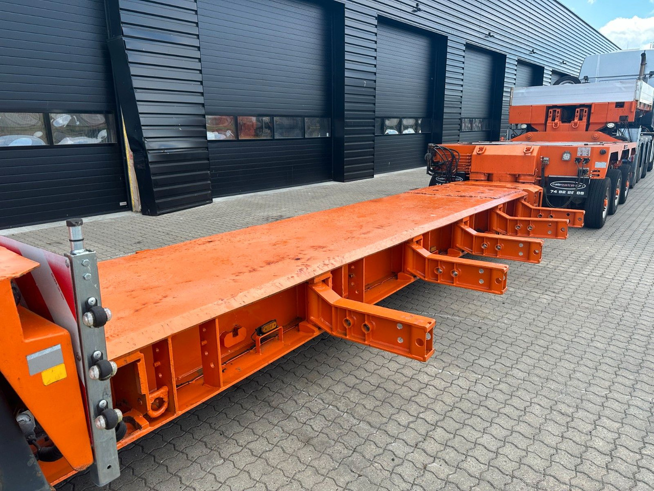 Semirremolque góndola rebajadas Goldhofer THP 3+5 XLE: foto 9 Semirremolque góndola rebajadas Goldhofer THP 3+5 XLE: foto 9