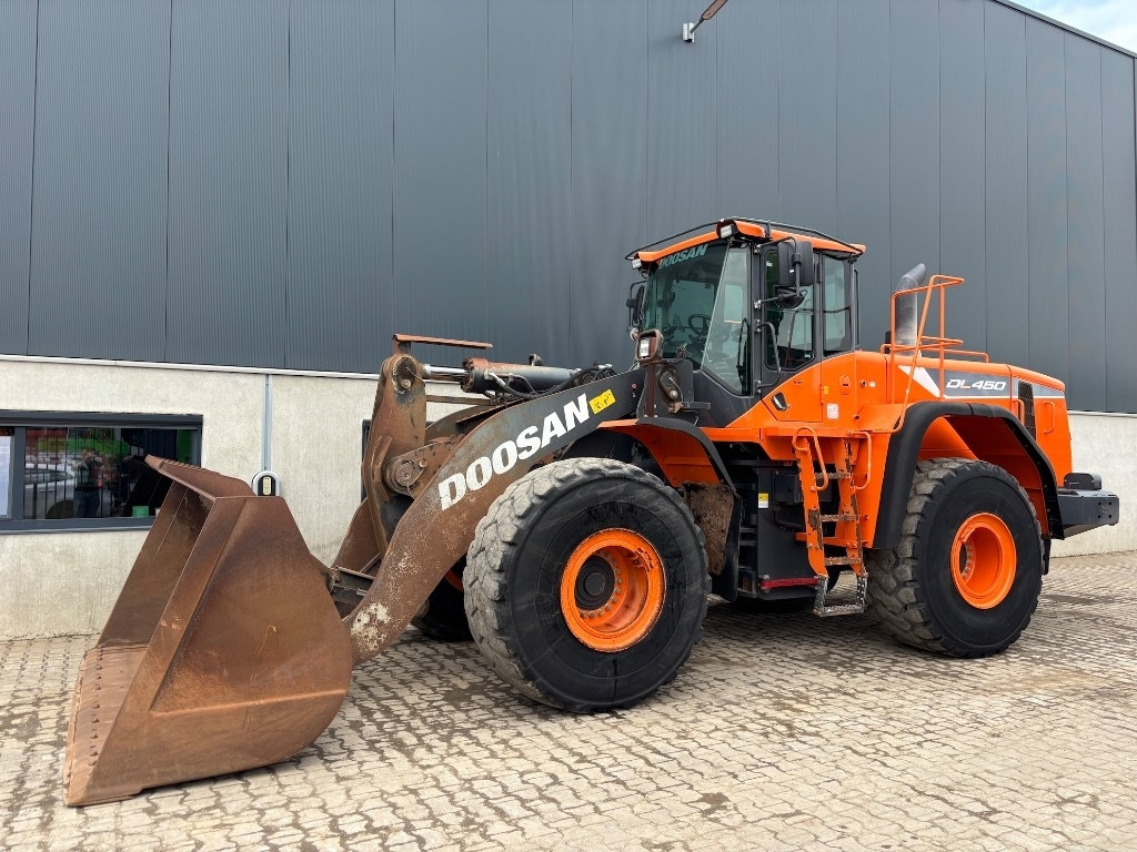 Doosan DL 450-5 - DL 420 - - Cargadora de ruedas: foto 1 Doosan DL 450-5 - DL 420 - - Cargadora de ruedas: foto 1