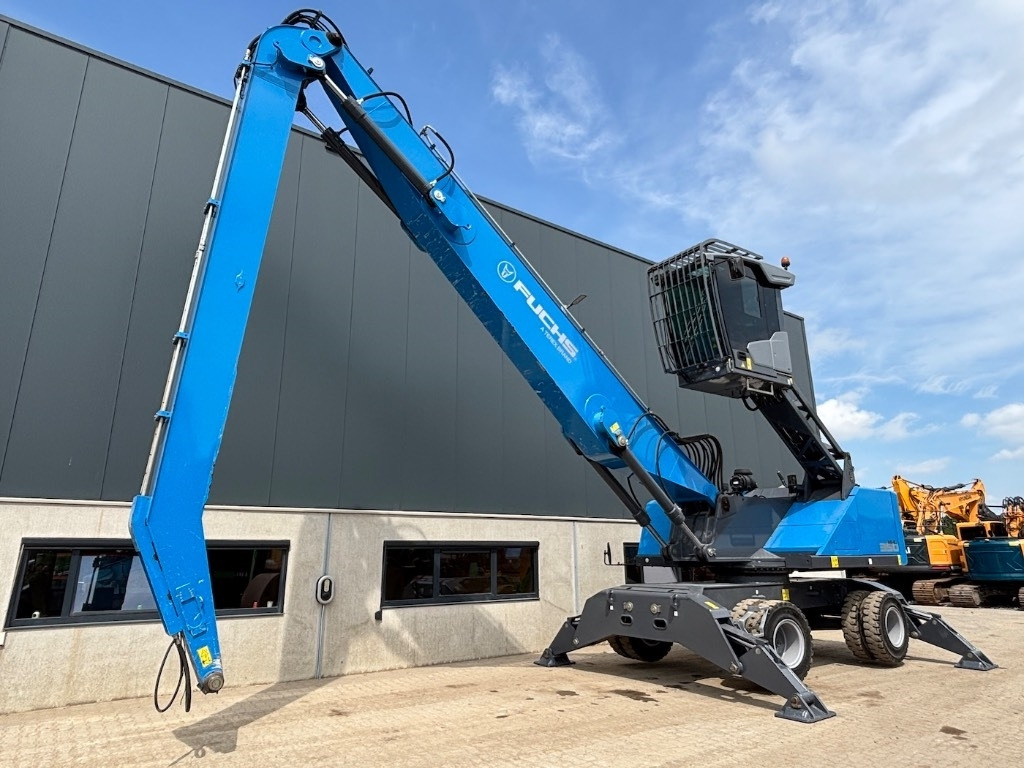 Fuchs MHL 350 F - Manipulador de materiales: foto 1 Fuchs MHL 350 F - Manipulador de materiales: foto 1