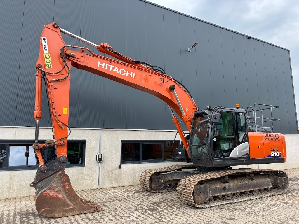 Hitachi ZX 210 LC-6 - Excavadora de cadenas: foto 1 Hitachi ZX 210 LC-6 - Excavadora de cadenas: foto 1
