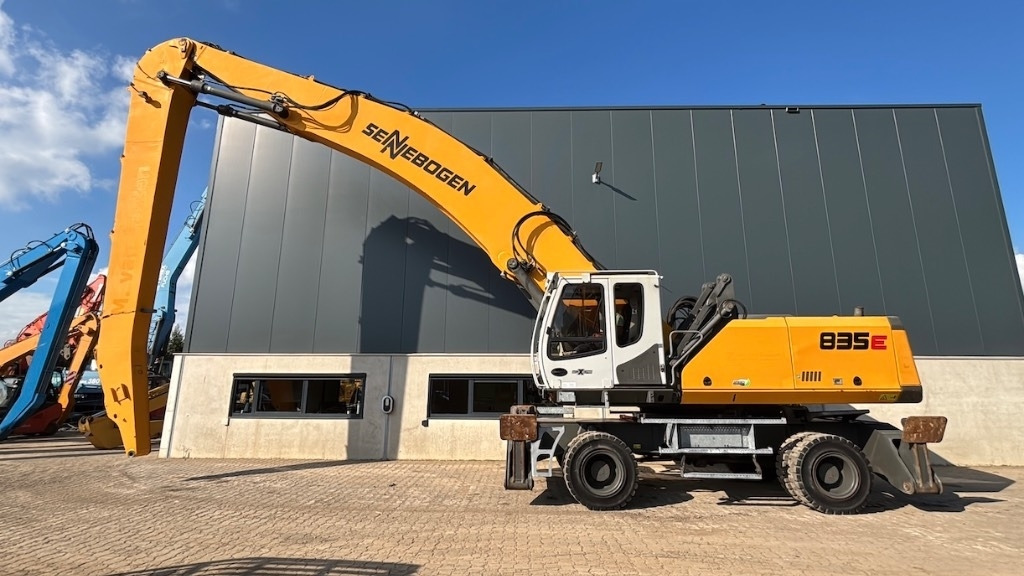 Sennebogen 835 - 835M - 835E - 835 E - Manipulador de materiales: foto 3 Sennebogen 835 - 835M - 835E - 835 E - Manipulador de materiales: foto 3